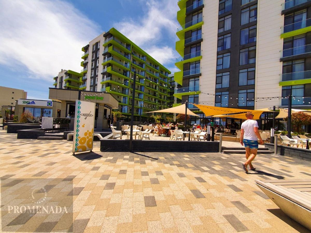 Sunfest Aparthotel Pool & Spa Mamaia Nord Navodari Bagian luar foto