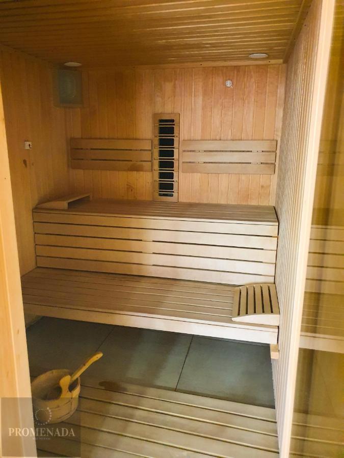 Sunfest Aparthotel Pool & Spa Mamaia Nord Navodari Bagian luar foto