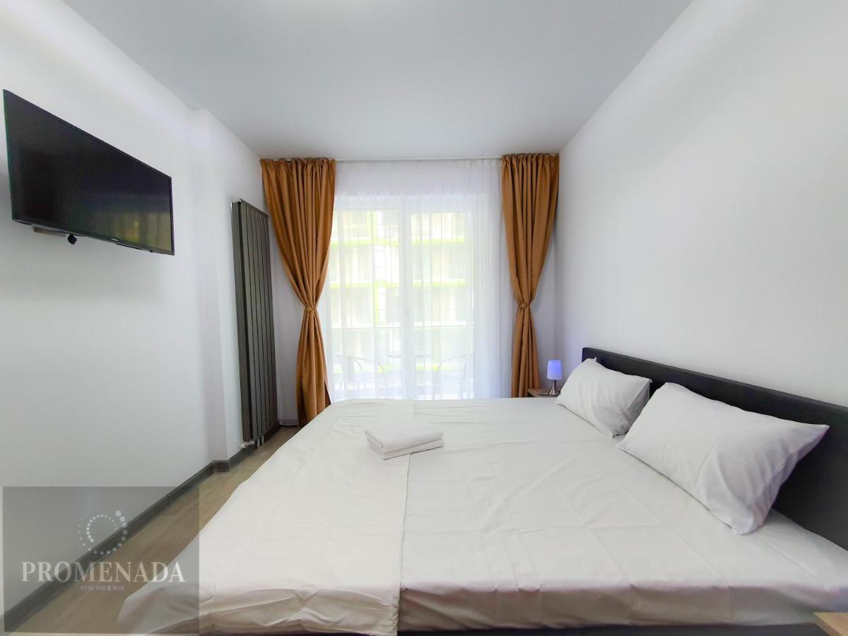 Sunfest Aparthotel Pool & Spa Mamaia Nord Navodari Bagian luar foto