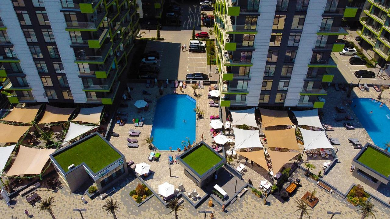 Sunfest Aparthotel Pool & Spa Mamaia Nord Navodari Bagian luar foto