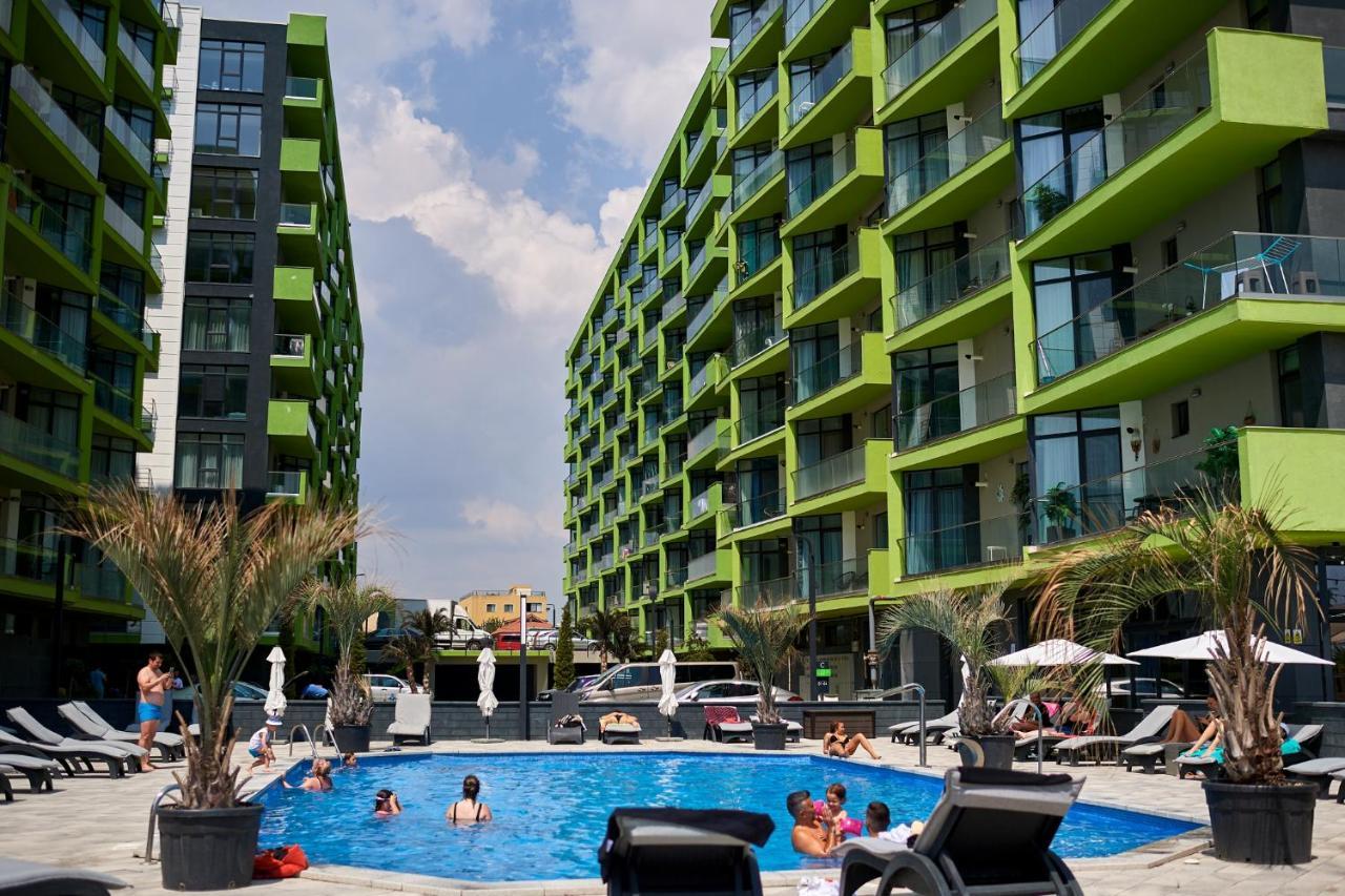 Sunfest Aparthotel Pool & Spa Mamaia Nord Navodari Bagian luar foto